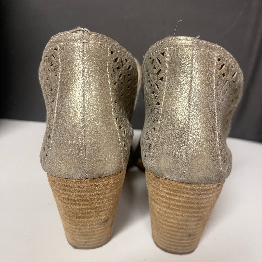 Jeffrey Campbell metallic gold booties size 8-1/2 - Picture 4 of 7